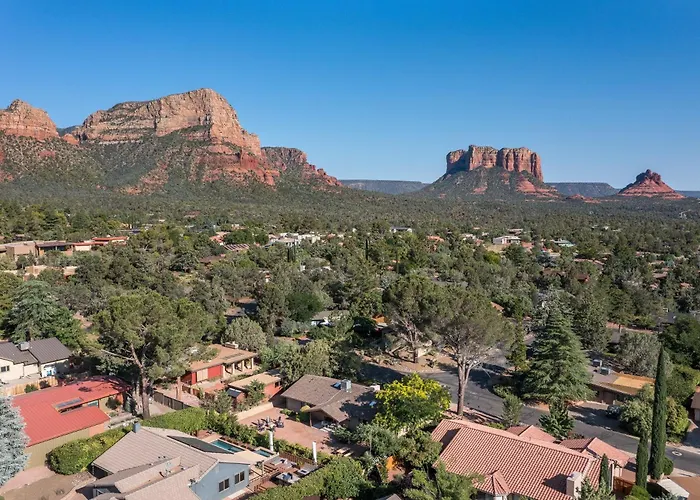 Holiday home Starlite Stunning Red Rock Views Backyard Oasis Walk To Mystic Trail