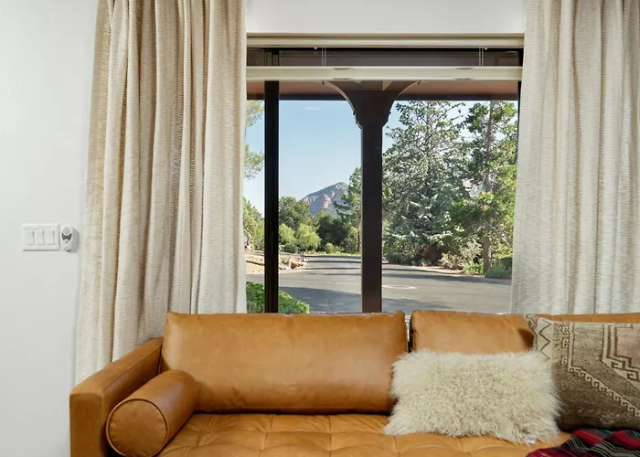 Starlite Stunning Red Rock Views Backyard Oasis Walk To Mystic Trail Sedona