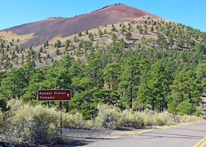 Holiday home Starlite Stunning Red Rock Views Backyard Oasis Walk To Mystic Trail *